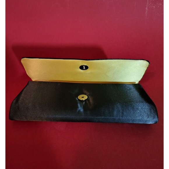 Black Clutch Purse With Gold Lace Embelishment - Picture 4 of 7